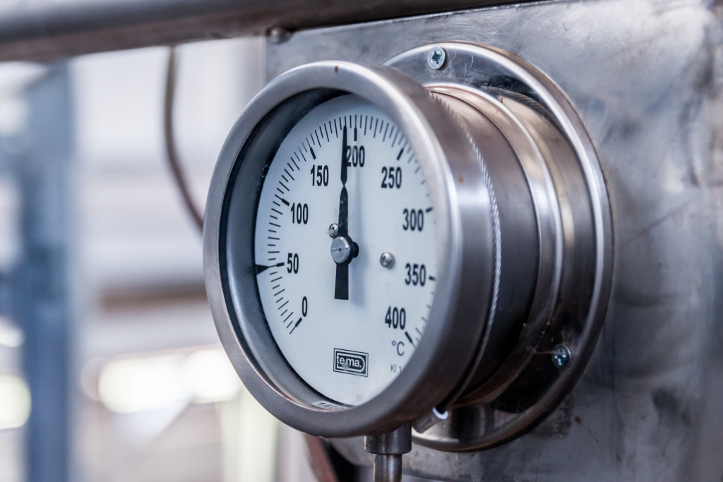 jarmoluk-pressure-2809775.jpg